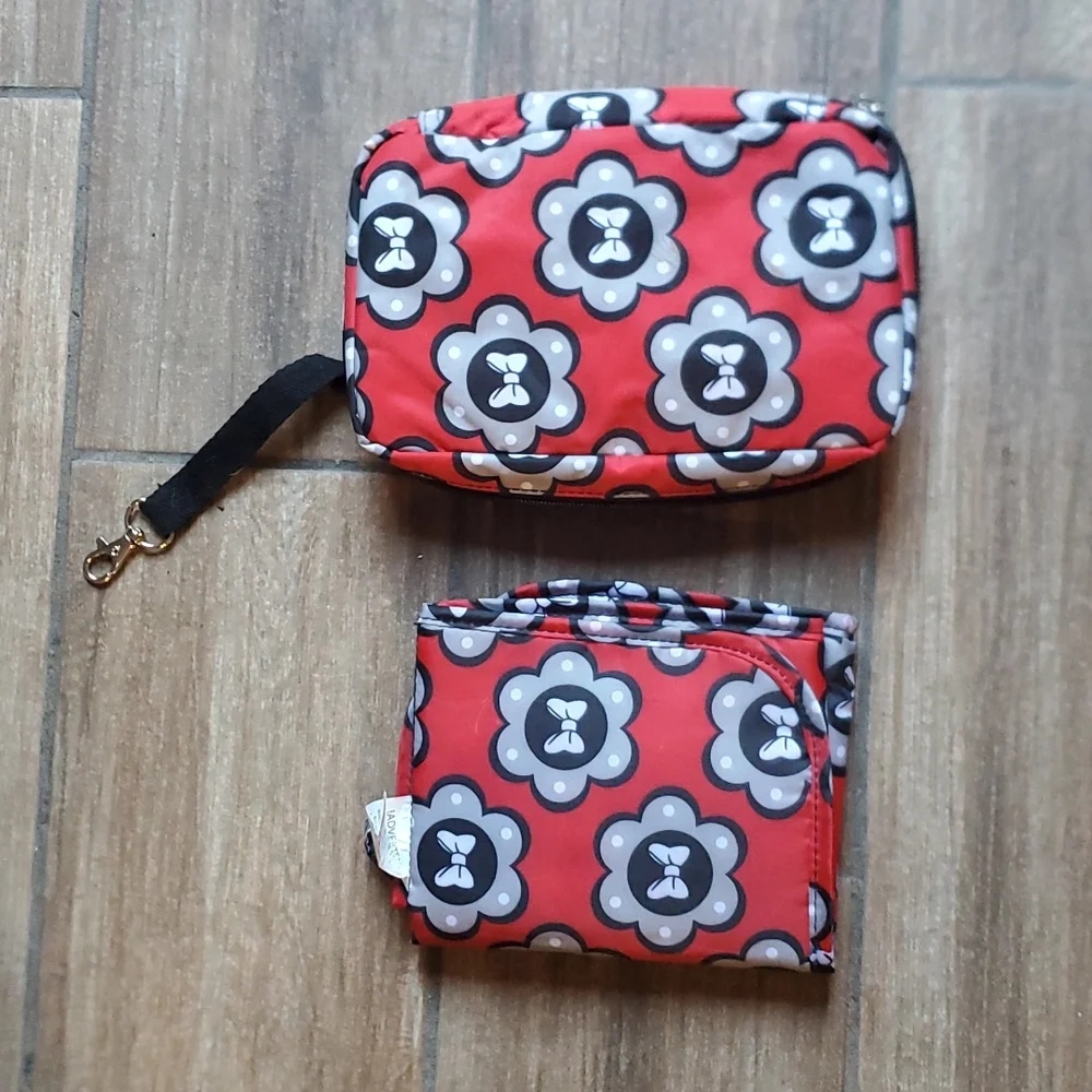 Disney Minnie Mouse Baby Diaper Shuttle Changing Pad Organizer Set.